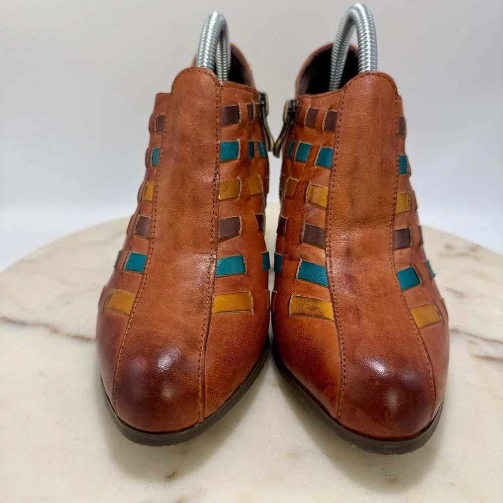 L'Artiste by Spring Step Womens Brilliance Dress Pump Leather Bootie Size 6.5 US